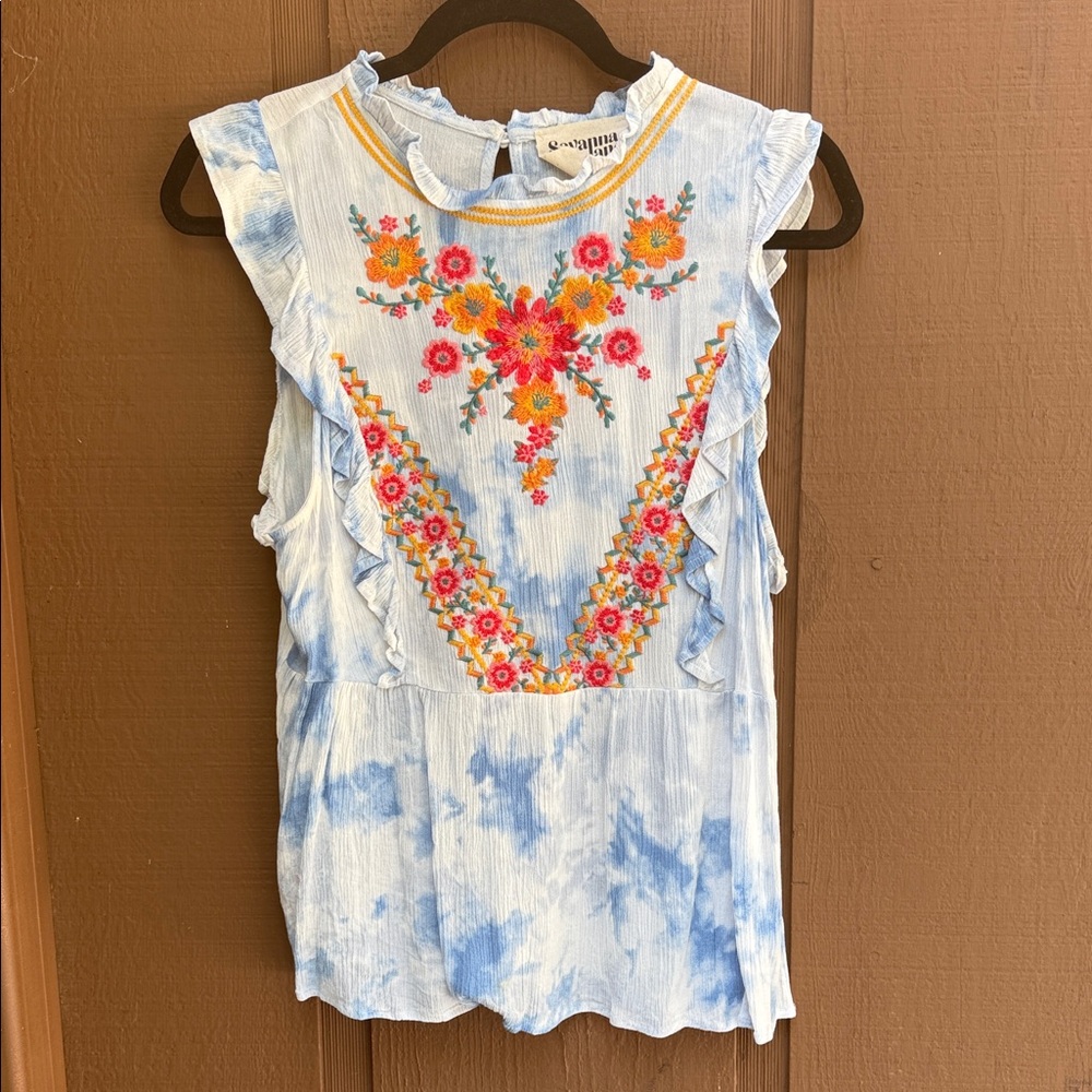 Women’s Savanna Jane Floral Embroidered Blouse in Blue & White